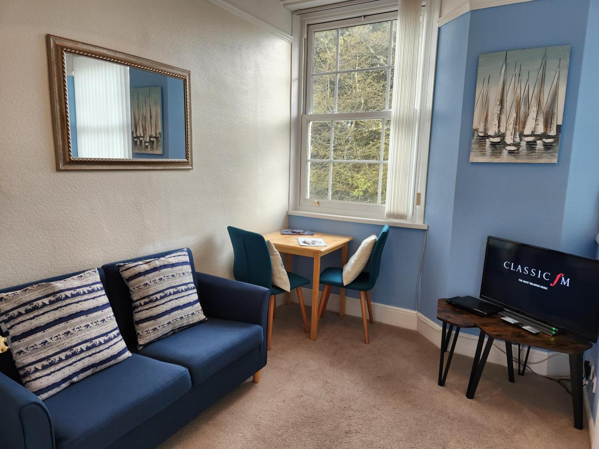 Rose Court Holiday Apartments 토키 외부 사진